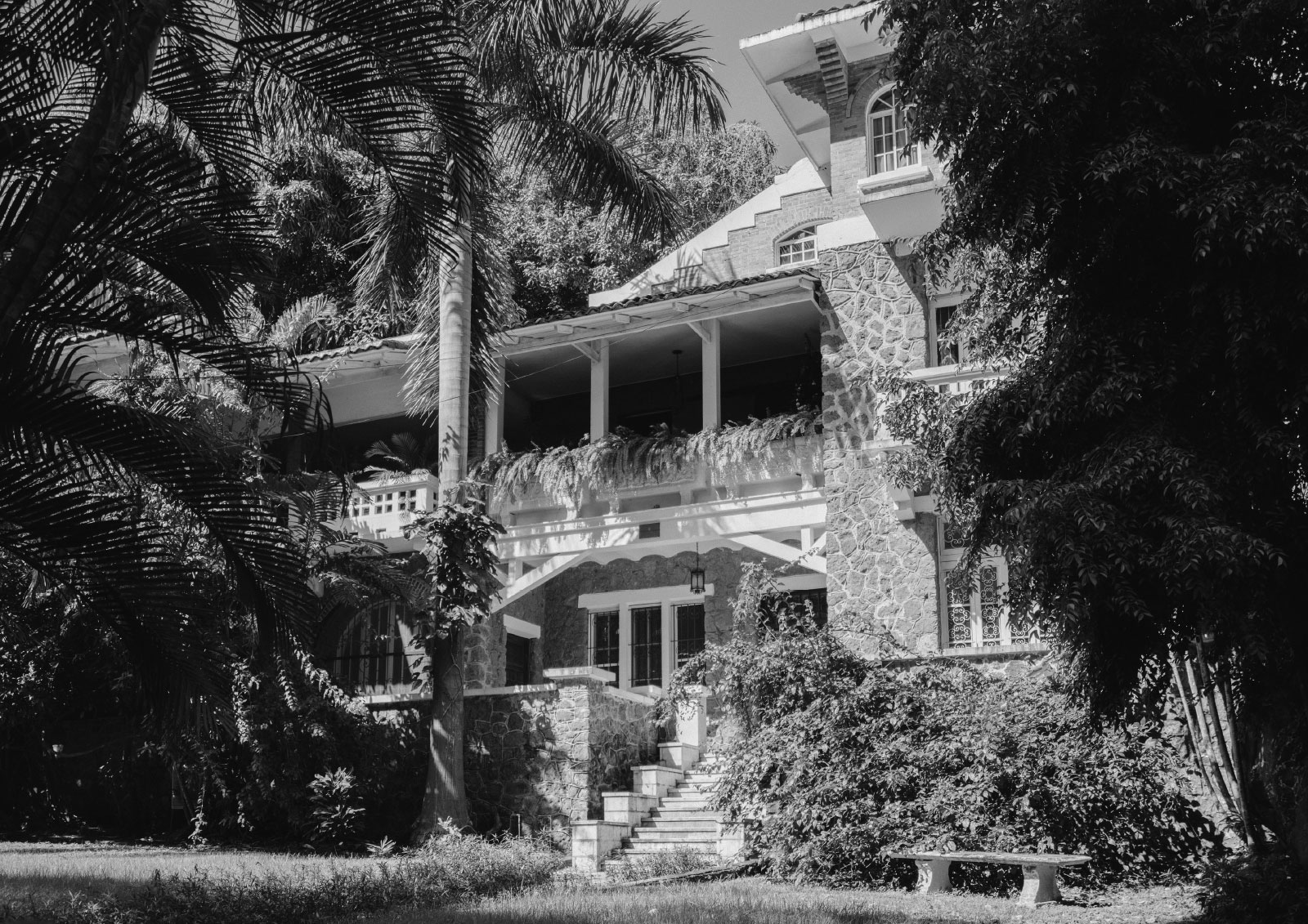 RileyandThomas-CreativeAgency-DesignStrategy-CosmeticInsure1