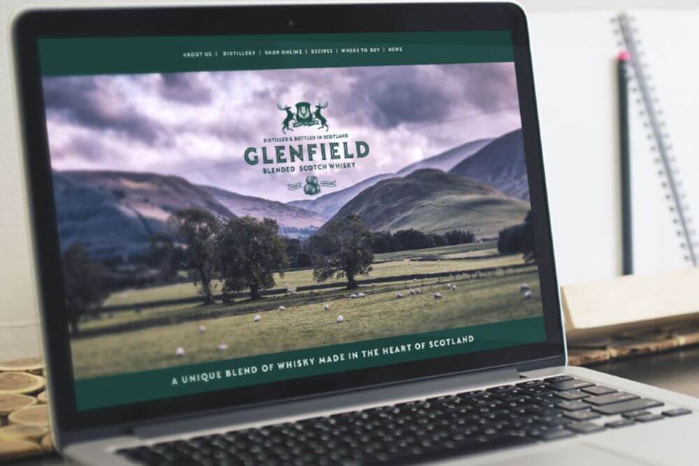 RileyandThomas-CreativeAgency-DesignStrategy-CosmeticInsure1